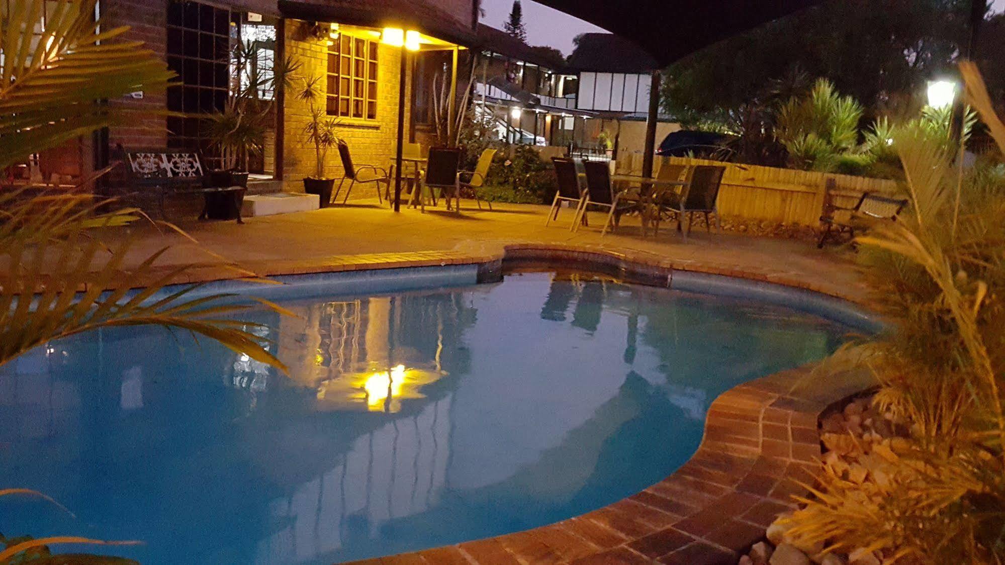 Shakespeare Motel Mackay Exterior foto